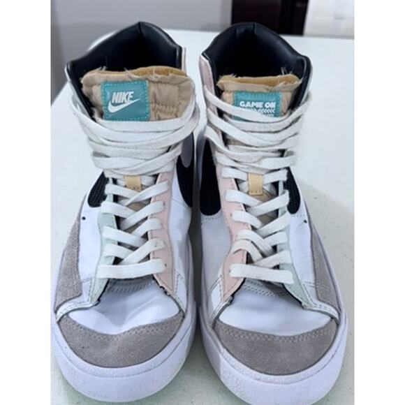 "NIKE" Blazer High tops, Girls, Game On,Team Up, Sneakers Size 10, Activewear - Picture 12 of 16